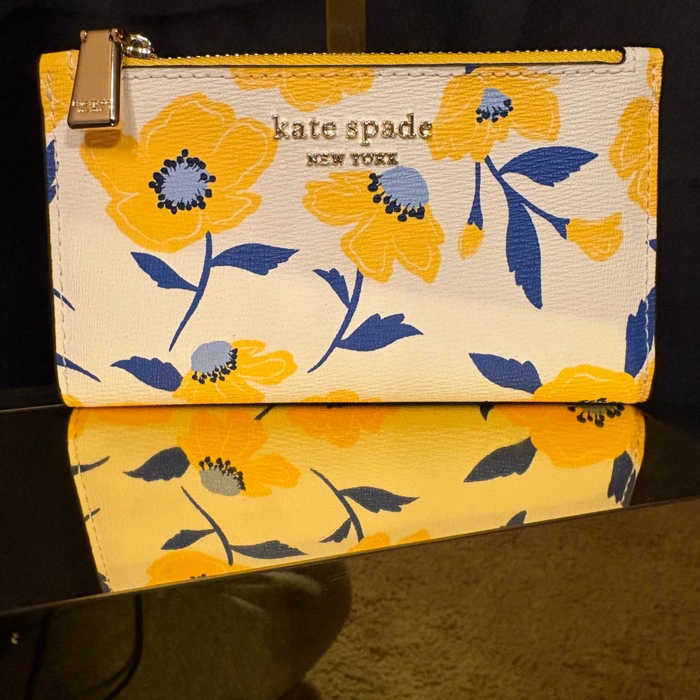Kate Spade Morgan Sunshine Floral Small Slim Bifold Wallet & Card Case Wristlet - Picture 4 of 12